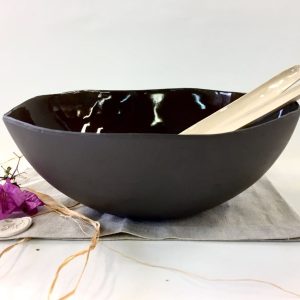 Grand bol noir brillant, céramique d’Ingrid Debard