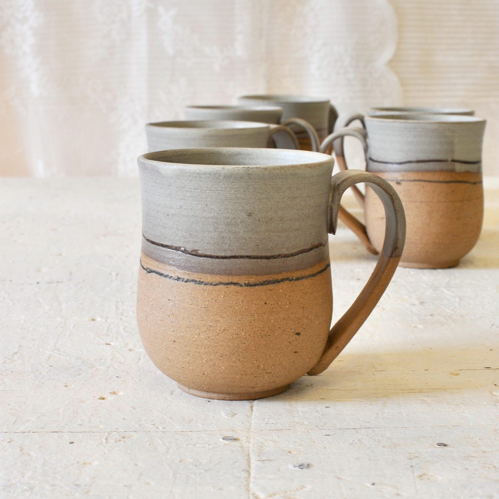 Mug crème et gris, autre vue