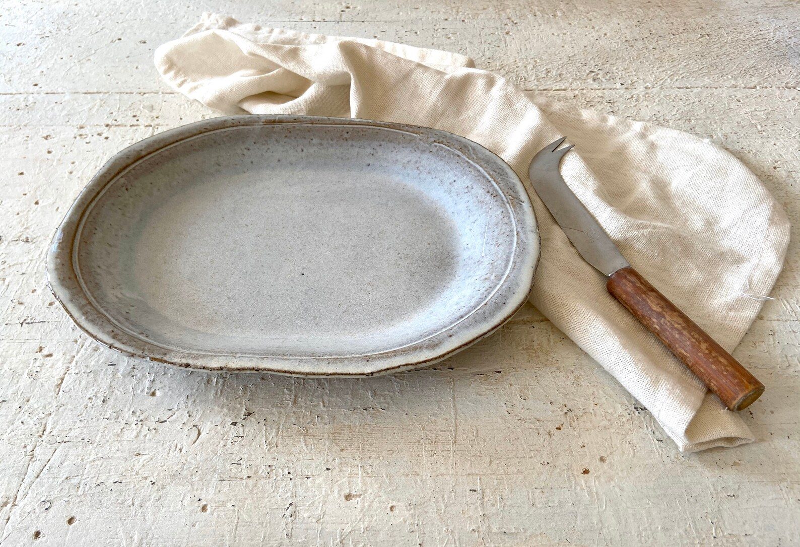Plat de service blanc, autre vue